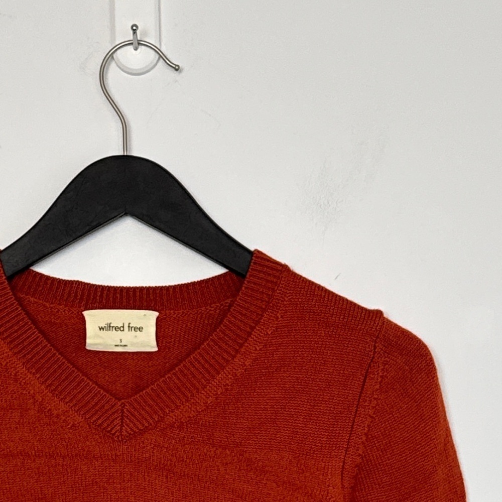 WILFRED FREE (Aritzia) Palomino Sweater, Merino Wool. Copper Red. Small fits XS - Picture 8 of 10